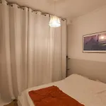 Spacious Near The Διαμέρισμα